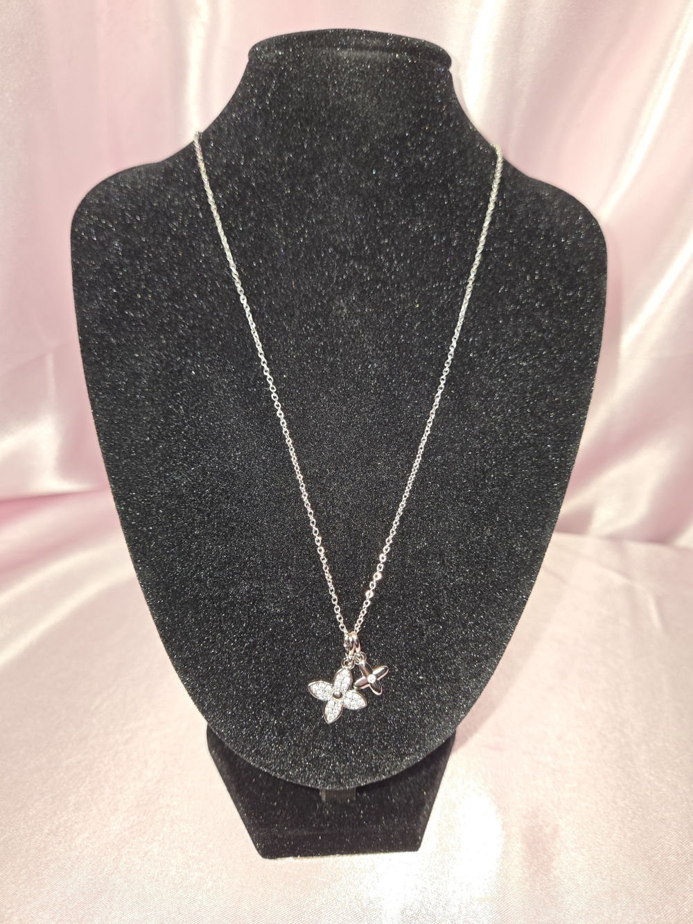 Silver Tone Floral Crystal Charm Necklace Dainty Flower Pendant